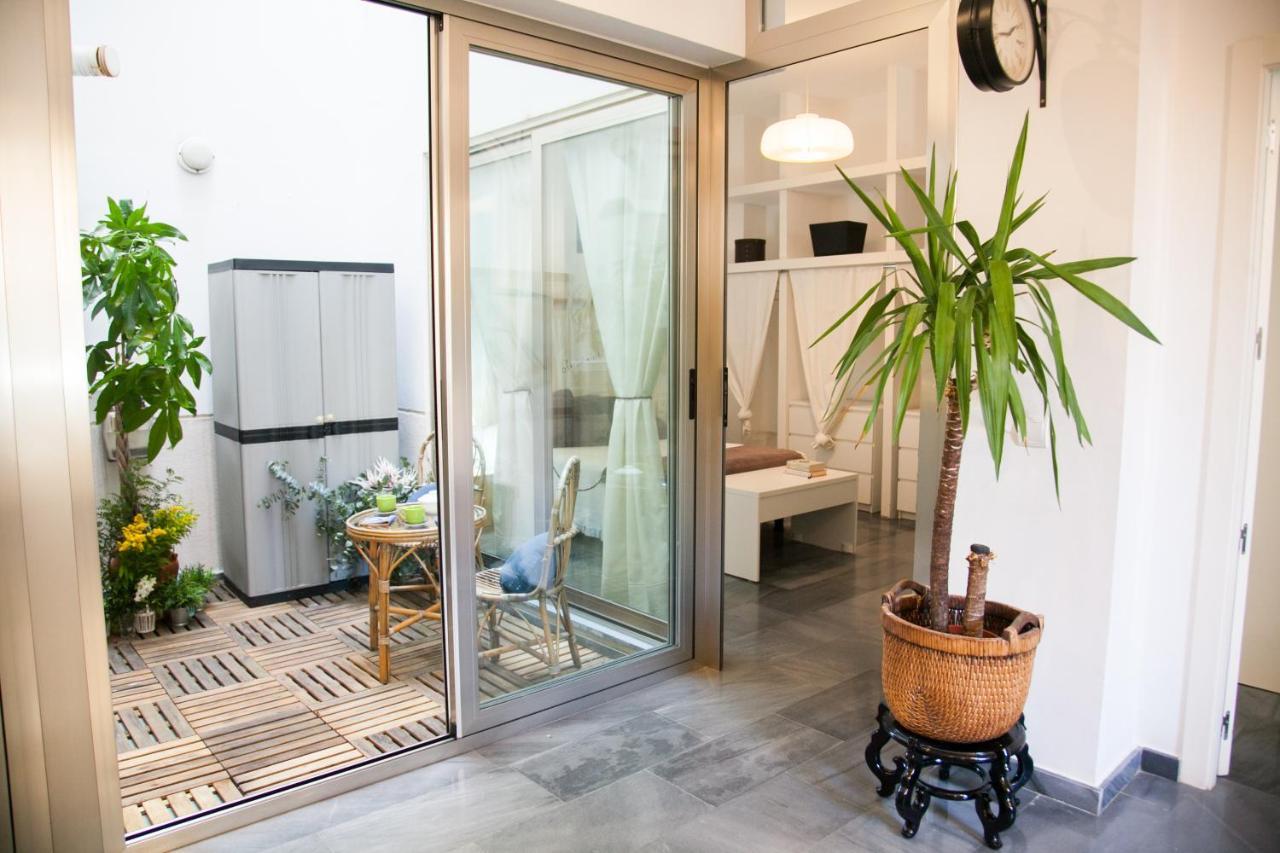 Beautiful Silent Apartment Private Parking เซบีญา ภายนอก รูปภาพ